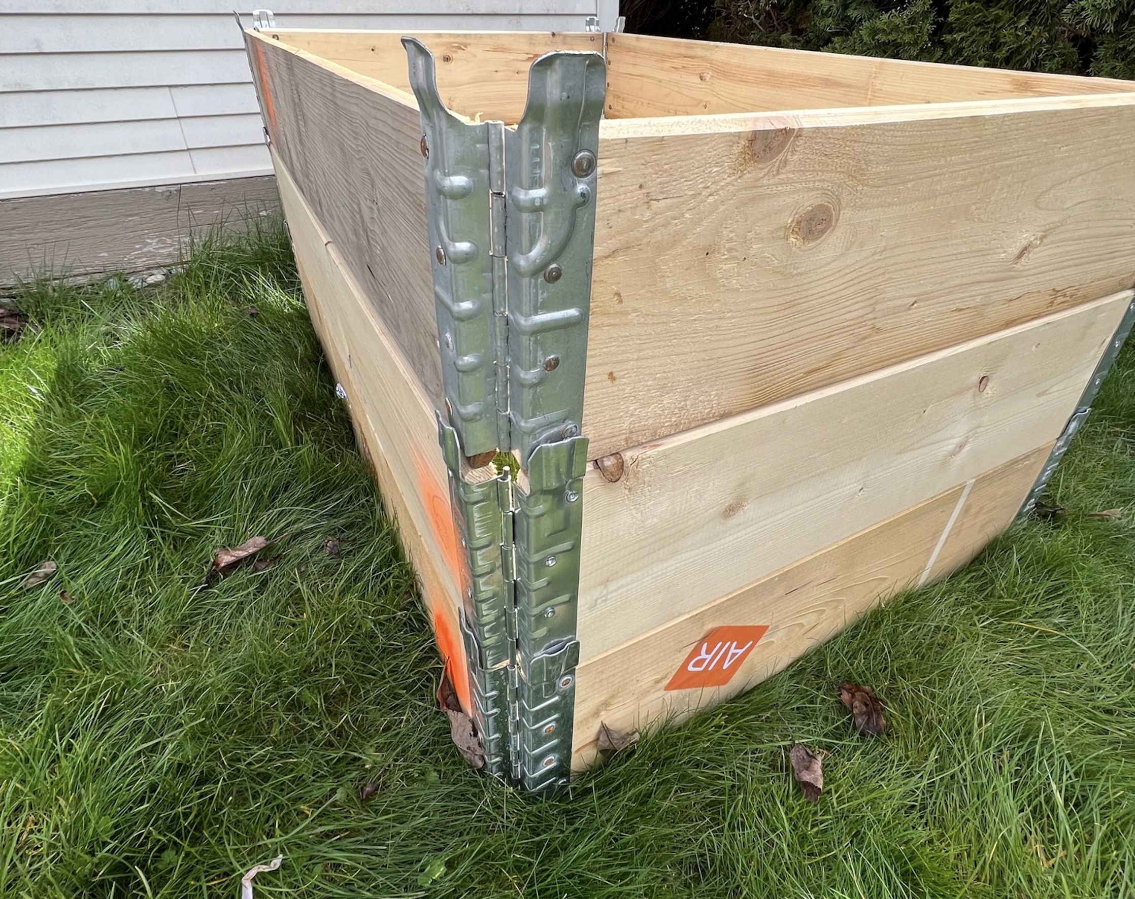 pallet collars for raised garden beds compost bins shipping receiving storage warehousing delivery event rentals